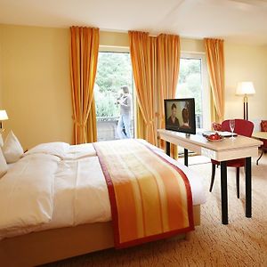 Comfort Zimmer mit Kingsize-Bett